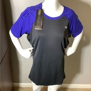 Men’s Medium New With Tags Mizuno Discover Short Sleeve Athletic Shirt